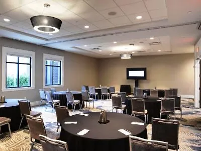 Courtyard By Marriott Columbus Osu Hotel